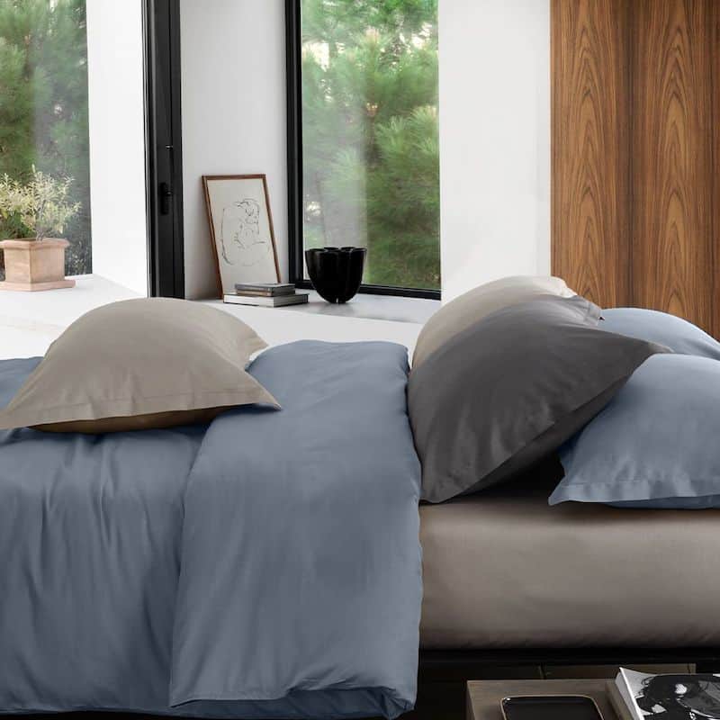 Blu Sleep Launches Luxury Top of Bed and Accessories at Las Vegas