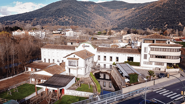 Masias Maquinaria’s headquarters facility is in the town of Sant Joan 
les Fons, part of the Girona metro area in Spain.