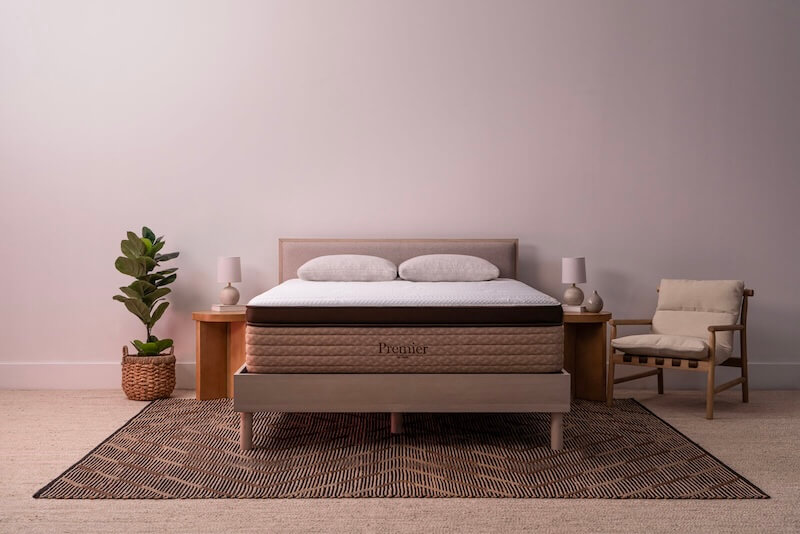 The Helix Premier ultra-high-density mattress is one of the five top-selling Helix mattresses Sit ‘n Sleep will carry in their 36 stores across Southern California starting this month. 