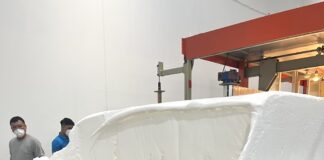 DeLandis Launches New Foam Pouring Line The company’s more than 400,000-square-foot facility has a monthly production capacity of 100,000 units.