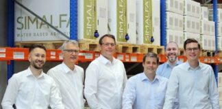 ALFA Klebstoffe AG Expands Management Team From left: Co-Chief Sales Officer Andri Simmler, CEO Thomas Simmler Chief Operating Officer Christian Bänninger, Chief Financial Officer Reto Bisang, Managing Director Asia-Pacific Jochen Schanbacher and Chief Information Officer/Chief Data Officer Florian Mack.
