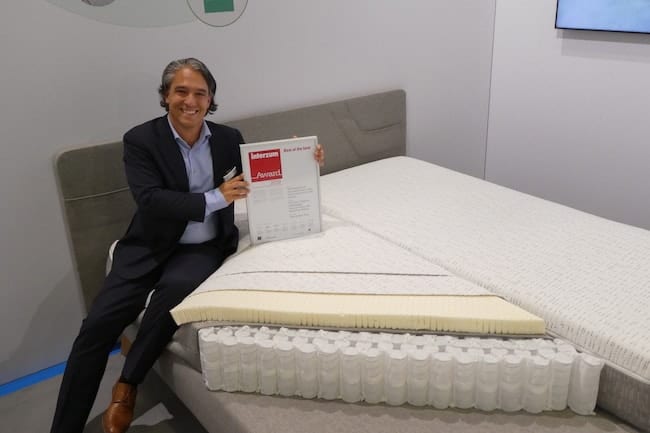 The Velda Resleep bed contains Vita Talalay Origins latex foam